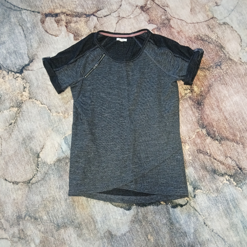 Maurices Short Sleeve Shirt